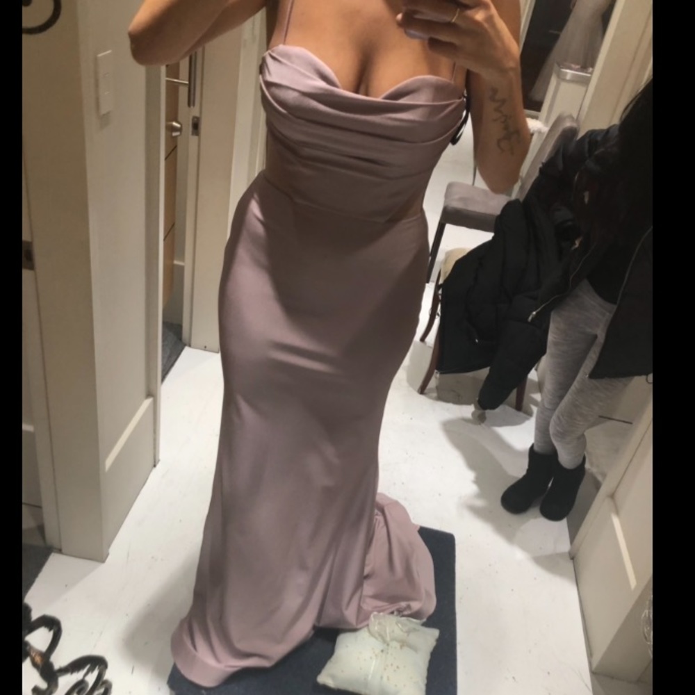 Jadore Mermaid/Trumpet Gown Dusty Mauve size 8